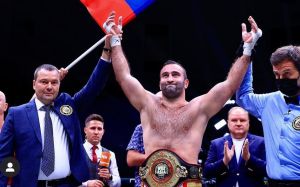 Дмитрий Кудряшов высказался о перспективах Гассиева: "Мурат для тяжеловеса все еще молод"
