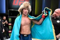 Лучший боец UFC прогнозирует победу звезды из Казахстана на UFC 285