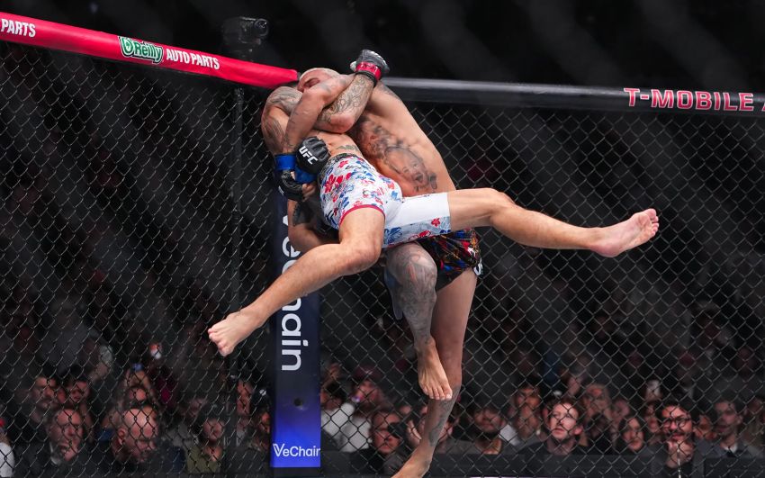 Слова Чарльза Оливейры после победы над Максом Холлоуэем на UFC 326