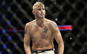 Александр Густафссон хочет выступить на UFC 227, известен возможный соперник