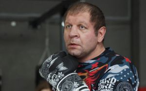 Менеджер Емельяненко рассказал о состоянии Александра: "Удивил меня своей спортивной формой"