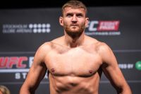 Ян Блахович "задушил" Никиту Крылова на UFC Fight Night Moscow