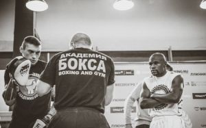 Урок бокса от Мейвезера в Москве побил рекорд «Книги рекордов Гиннеса»