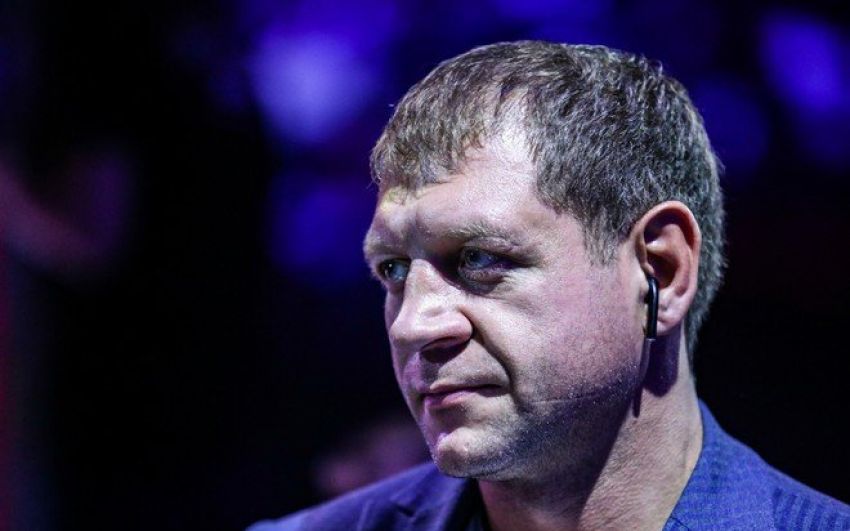 Александр Емельяненко: "Сантос не доживет до второго раунда"