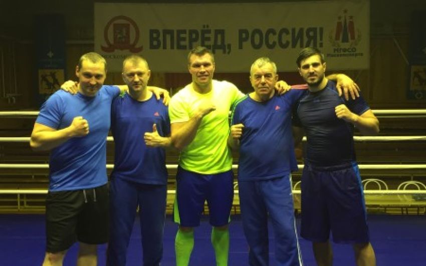 Григорий Дрозд приступил к заключительному этапу подготовки к бою
