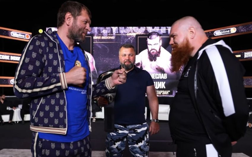Александр Емельяненко ударил Дацика во время битвы взглядов: видео