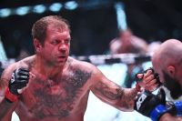 Александр Емельяненко: "Исмаилов прятал голову в песок, будто страус"