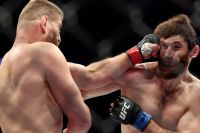 Анкалаев не смог побить Блаховича на UFC 282 — титульный бой завершился вничью