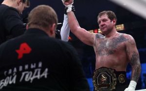 Александр Емельяненко - о спаррингах с Даудом Стхански: "Ему приходится постоянно убегать от меня по рингу"