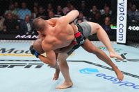 Видео боя Грегори Родригес - Денис Тюлюлин UFC 292