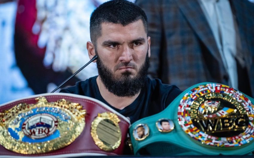 Дмитрий Бивол ответил, прошел ли Бетербиев свой пик