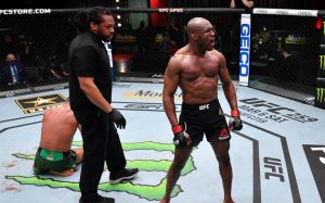 Майк Перри прокомментировал победу Усмана над Бернсом на UFC 258