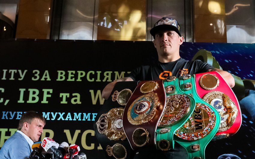 Александр Усик о поединке между Тайсоном Фьюри и Деонтеем Уайлдером