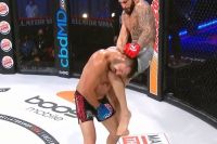 Видео боя Саба Хомаси - Бобби Воелкер Bellator 250