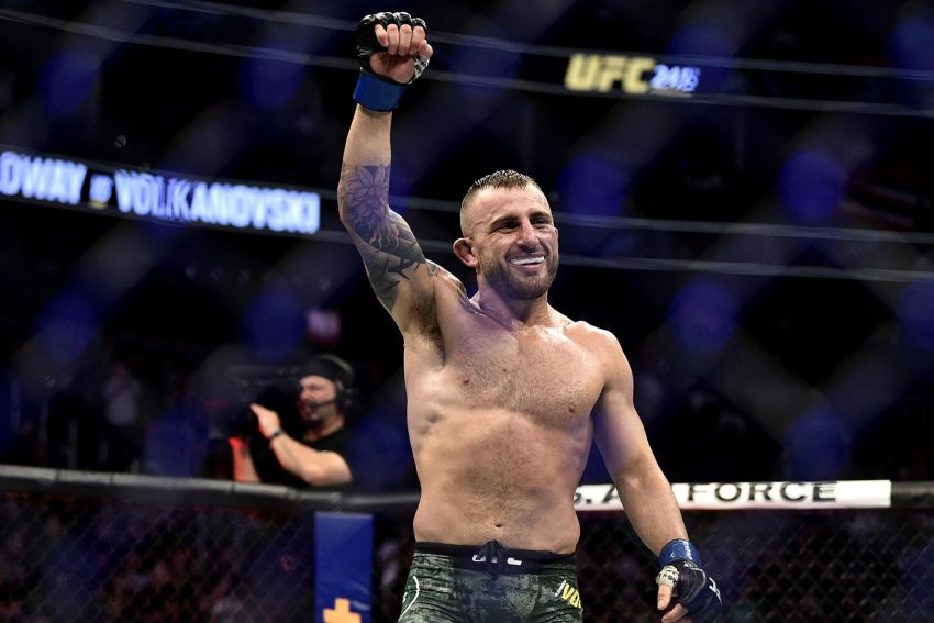 alexander-volkanovski-turned-to-top-featherweight-start-to-fight-www-sportsandworld-com