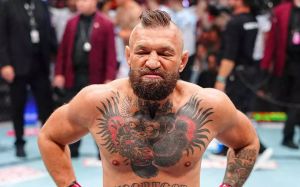Конор МакГрегор потребовал изменить результат реванша с Холлоуэем