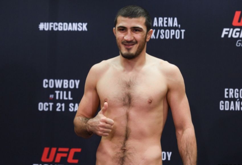 Рамазан Эмеев встретится с Клаудио Сильвой на турнире UFC в Москве