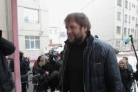 Александр Емельяненко устроил скандал во Внуково, опоздав на рейс в Грозный и не заплатил по счету в баре