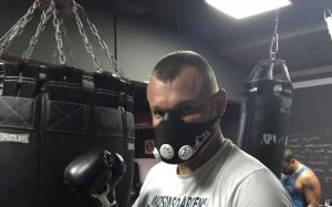 Руденко возобновил тренировки после поражения от Поветкина 