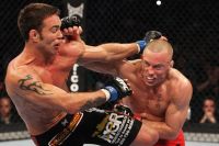 Видео боя Джордж Сент-Пьер – Джейк Шилдс UFC 129