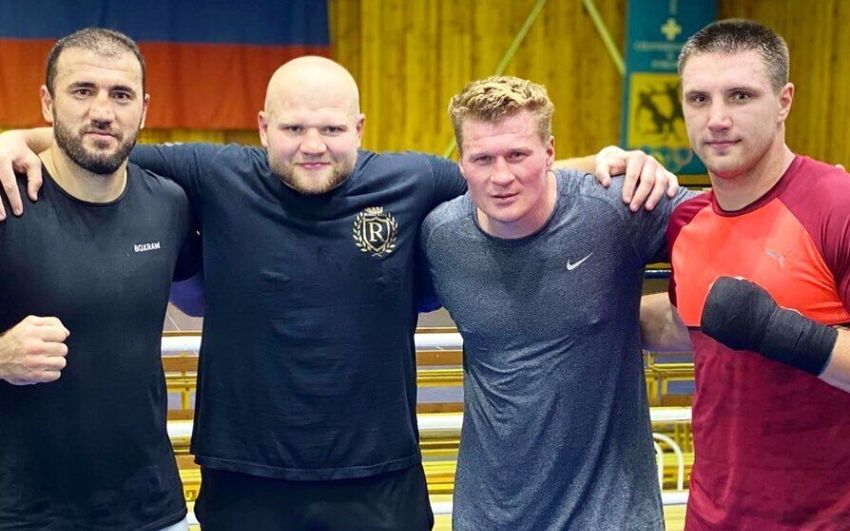Игорь Шевадзуцкий похвастался совместным походом в баню с Поветкиным