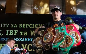 Александр Усик о поединке между Тайсоном Фьюри и Деонтеем Уайлдером