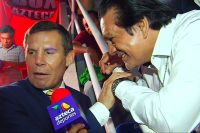 Роберто Дюран и Хулио Сесар Чавес-старший отбоксируют в андеркарде боя Кроуфорд - Постол