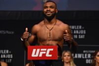 Даррен Стюарт записал на свой счет первую победу в UFC