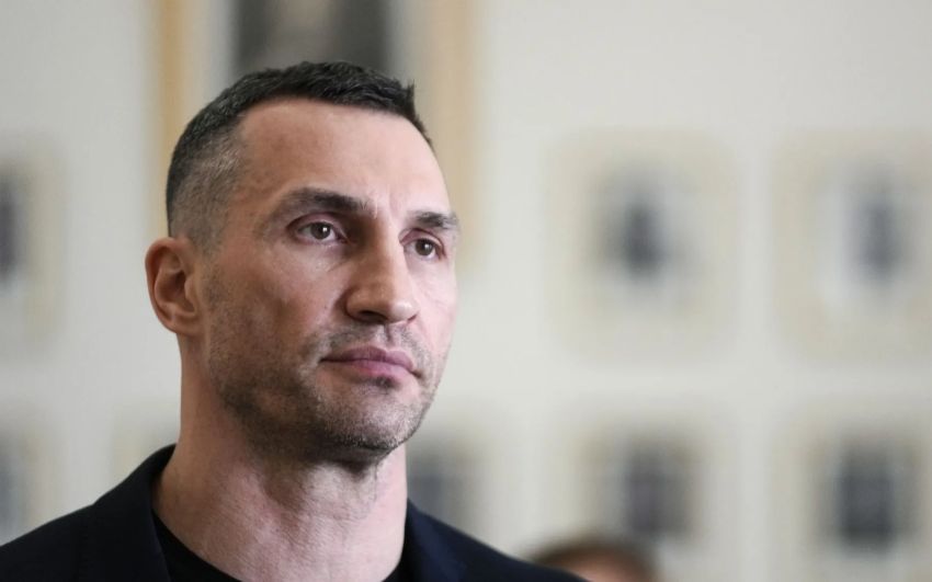 Роберт Гарсия высказался о потенциальном возвращении Владимира Кличко: "Он может оказаться в беде"