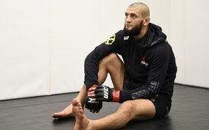 Чейл Соннен упрекнул "фейковых" лидеров полусреднего веса UFC и поставил им в пример Хамзата Чимаева