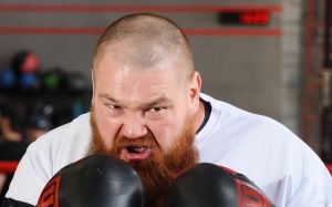 Дацик ответил на обвинения Емельяненко в пивном алкоголизме