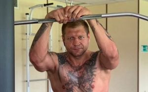 Александр Емельяненко поделился секретом своего похудения