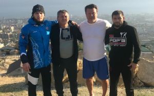 Олег Тактаров приехал в гости к Хабибу Нурмагомедову в Дагестан