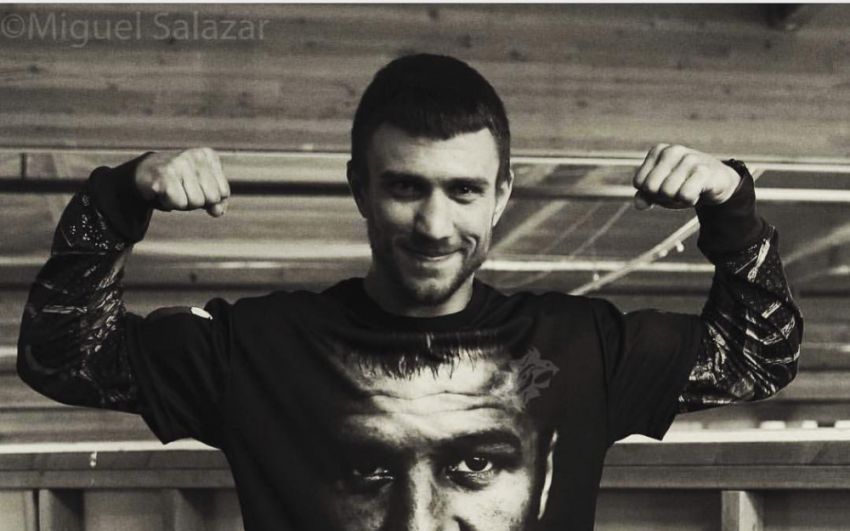 Василий Ломаченко поздравил Сергея Ковалёва с победой