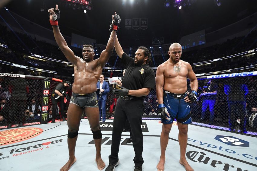 Даниэль Кормье отреагировал на победу Нганну над Ганом на UFC 270