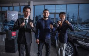 Хабиб Нурмагомедов стал лицом Toyota Russia
