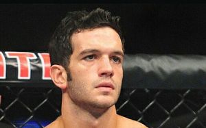 Бывший боец UFC попал в тюрьму после избиения жены и еще 24-х правонарушений