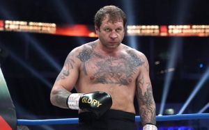 Александр Емельяненко: "Я никого никогда первым не трогаю"