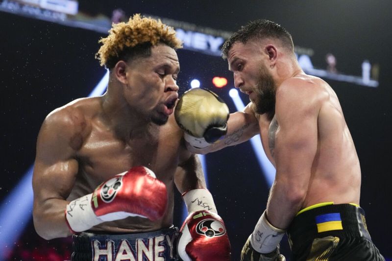 Судейские записки боя Девин Хэйни - Василий Ломаченко | Fightnews.info