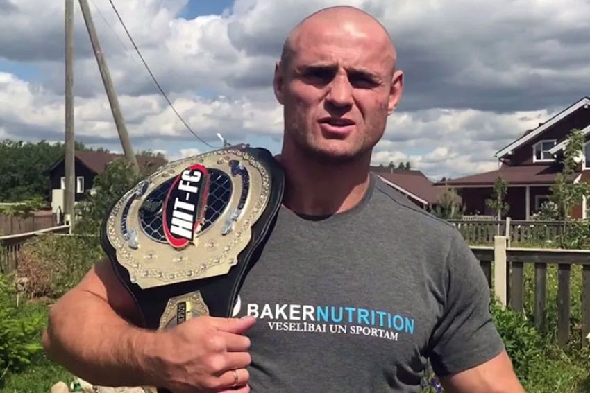 Константин Глухов поделился подробностями своего рабского труда на бывшего тренера
