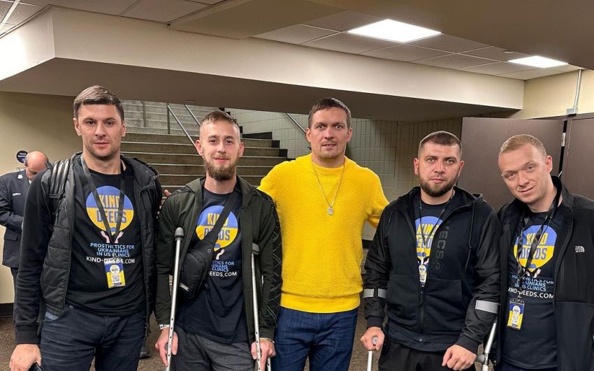 Александр Усик - о реванше с Джошуа: "В девятом раунде я понял, что если сейчас упаду, то бойцы, защищающие нашу страну, упадут духом"