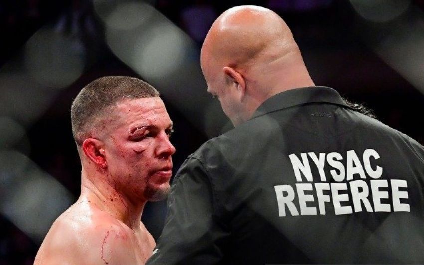 Врач, остановивший бой Масвидаль - Диас на UFC 244, объяснил свое противоречивое решение