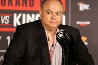 Президент Bellator готов подписать контракт с Джейком Полом