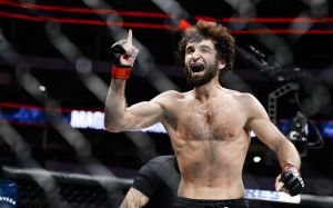 Забит Магомедшарипов заявил, что подерется на турнире UFC 249 против соперника из топ-5