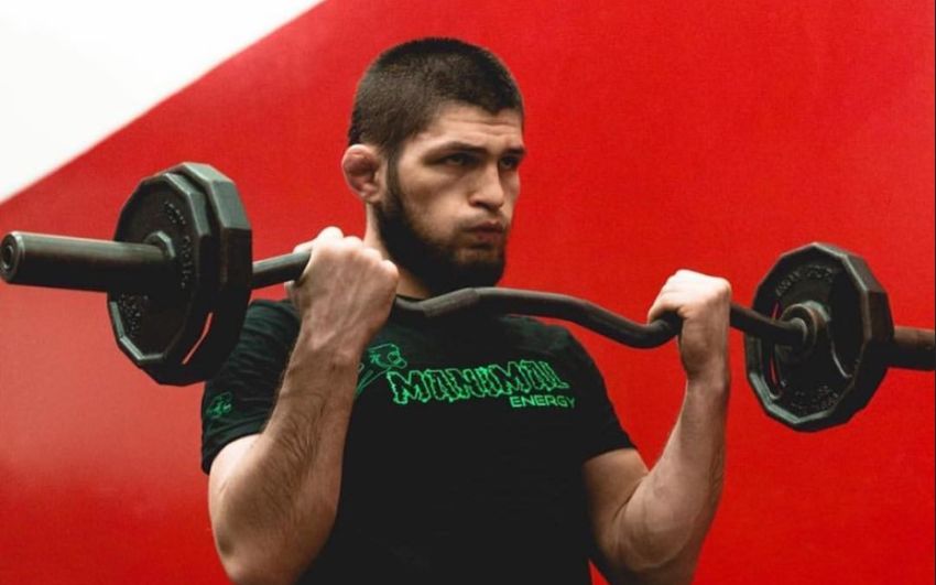 Хабиб Нурмагомедов вызвал на бой Флойда Мейвезера