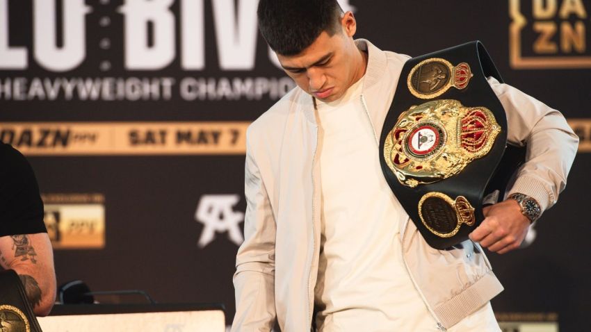 Дмитрий Бивол негодует из-за санкций WBC: "Почему Сулейман не хочет, чтобы я дрался за его пояс?"