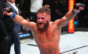 Рафаэль Физиев: "На самом деле Дос Аньос нос мне расхе**чил хорошо"
