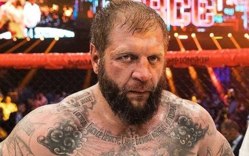 Александр Емельяненко призвал фанатов больше читать и реже смотреть телевизор