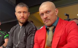 Василий Ломаченко - о выступлении Усика в бою с Джошуа: "Я очень рад, потому что теперь я маленькая часть этой победы"