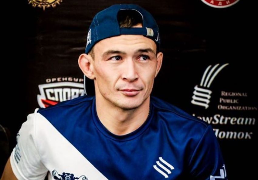 Дамир Исмагулов остался в карде турнира UFC Fight Night 142